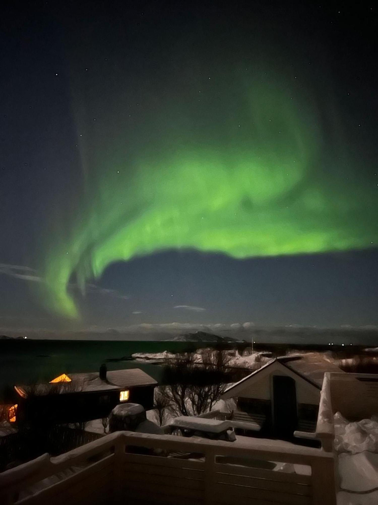 Brensholmen Beach House Тромсьо Екстериор снимка