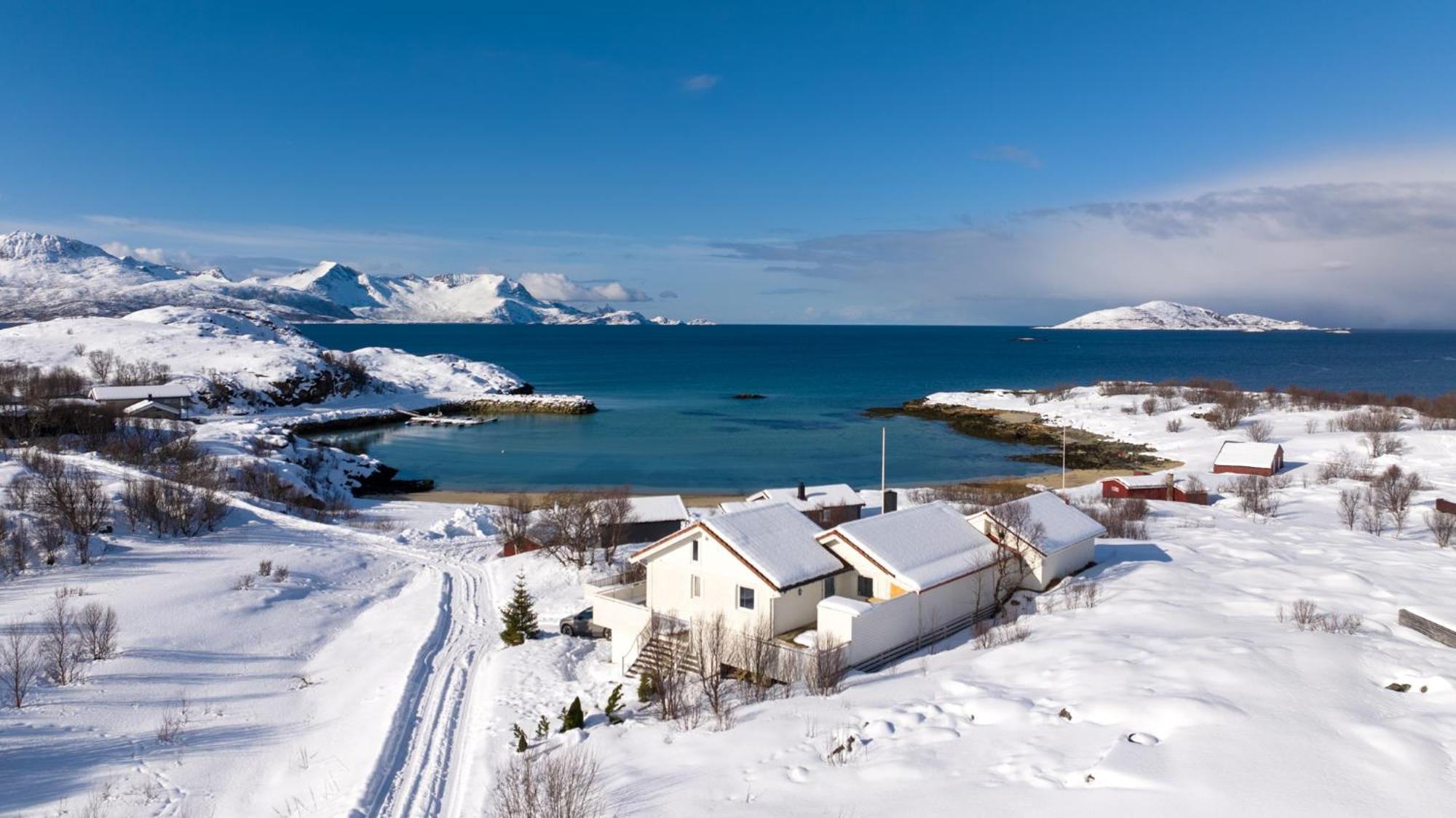 Brensholmen Beach House Тромсьо Екстериор снимка